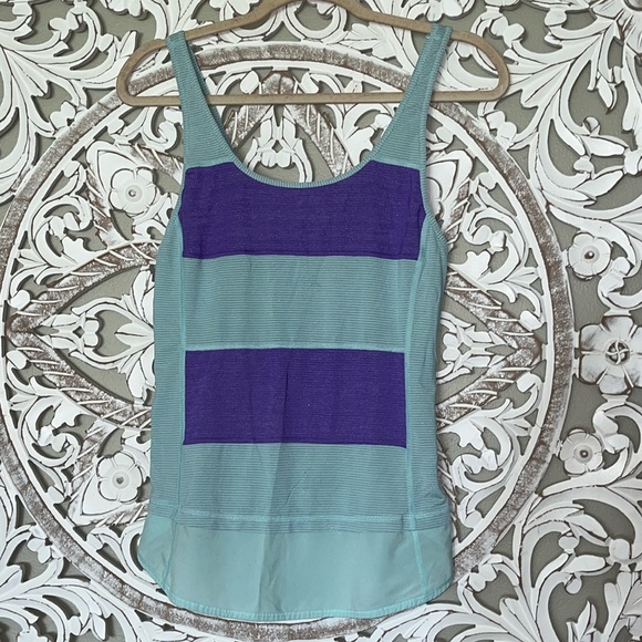 Lululemon Run Mod Moves Singlet Aquamarine Power Purple  Lt Blue Tank Top sz 6 - Picture 4 of 12